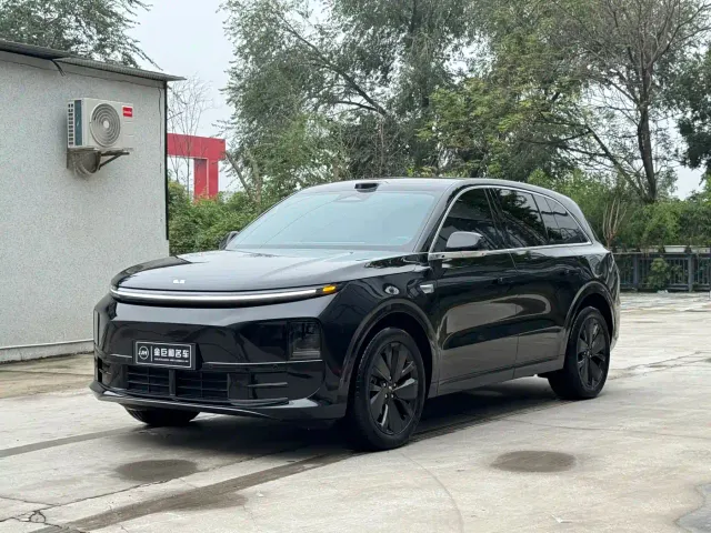 Фотография автомобиля — Li Auto L6