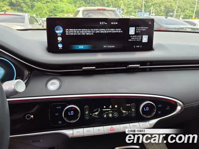 Genesis GV70 — Фото автомобиля 12