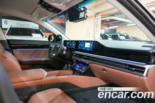 Hyundai Grandeur Grandeur (GN7) 2.5 Бензин 2WD — Фото автомобиля 18