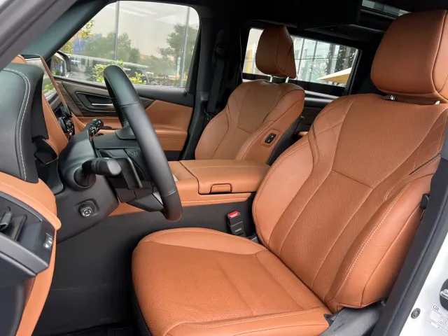 Toyota Vellfire — Фото автомобиля 8