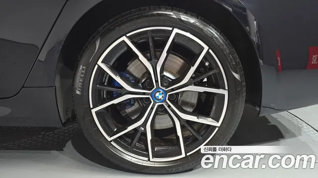 BMW 5-Series 5 серия (G30) — Фото автомобиля 20