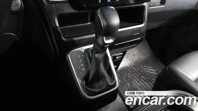 Hyundai Staria — Фото автомобиля 12