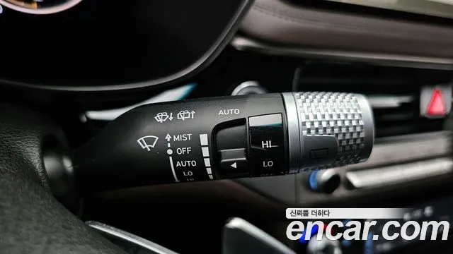 Genesis G70 — Фото автомобиля 16
