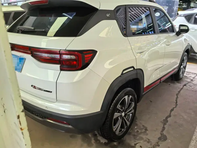 Changan Changan CS35 PLUS 2022 1.6L Manual Luxury Edition — Фото автомобиля 6