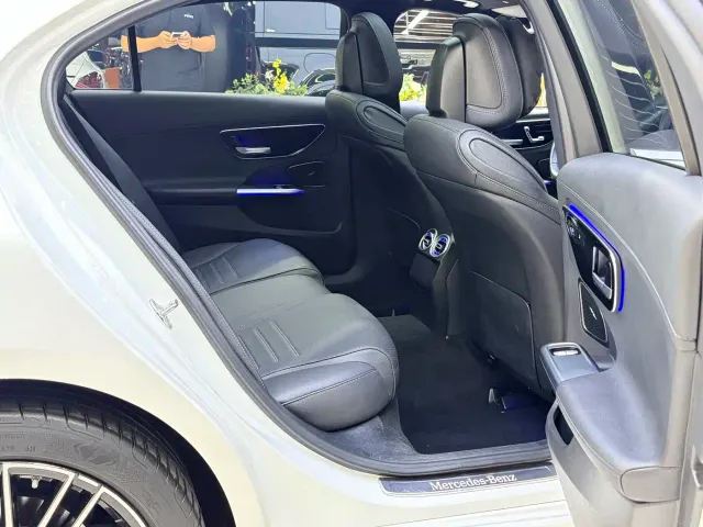 Mercedes-Benz C-Class — Фото автомобиля 19