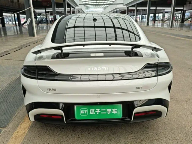 Xiaomi SU7 — Фото автомобиля 5