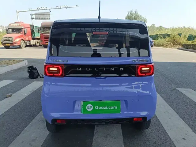 Wuling Hongguang Mini EV — Фото автомобиля 5