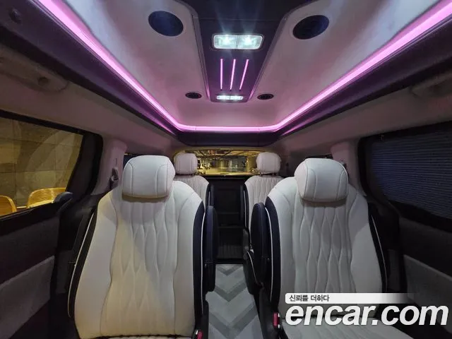 Kia Carnival Generation 4 — Фото автомобиля 26