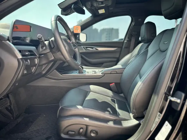 Cadillac CT5 — Фото автомобиля 7