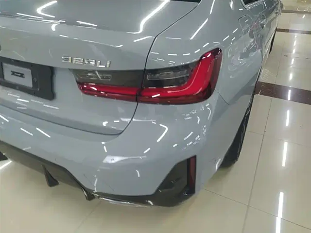 BMW 3 Series — Фото автомобиля 7