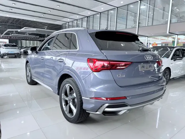 Audi Q3 — Фото автомобиля 10