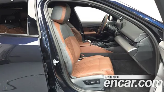 BMW 5 Series — Фото автомобиля 16