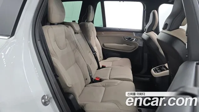 Volvo XC90 2nd Gen — Фото автомобиля 11