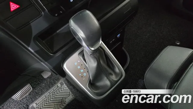 Hyundai Staria — Фото автомобиля 9