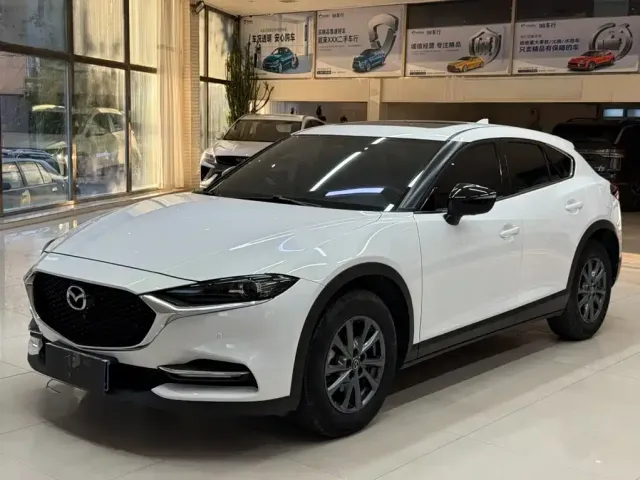 Фотография автомобиля — Mazda CX-4