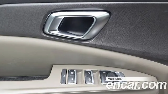 Kia Carnival 4th Gen — Фото автомобиля 25