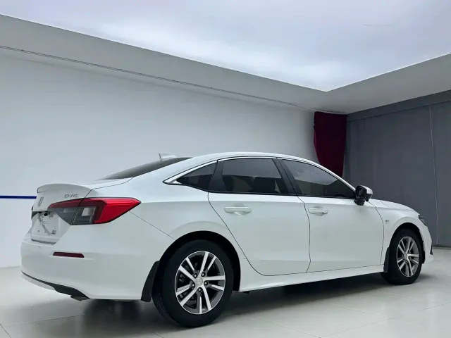 Honda Civic — Фото автомобиля 6