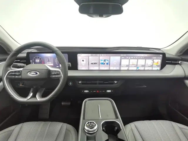 Ford Mondeo — Фото автомобиля 5