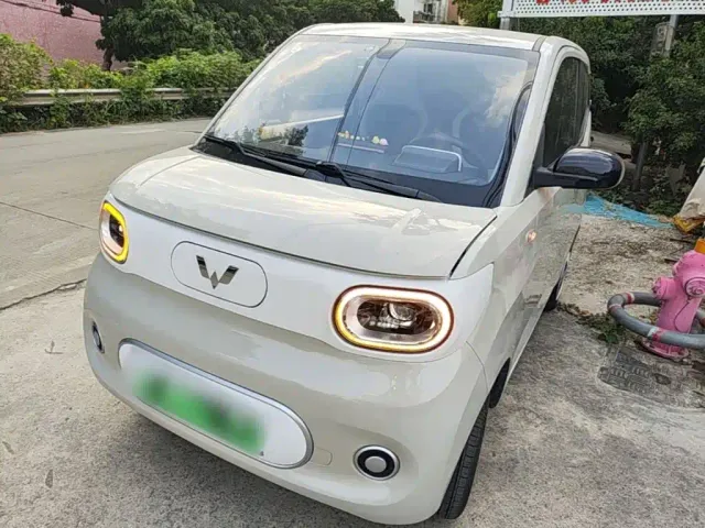 Фотография автомобиля — Wuling Hongguang Mini EV