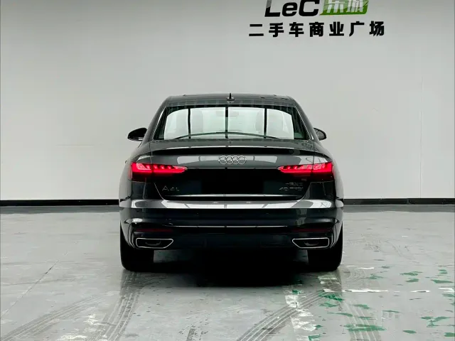Audi A4L — Фото автомобиля 5