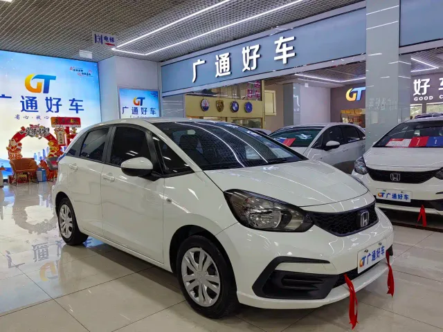 Honda Fit — Фото автомобиля 2