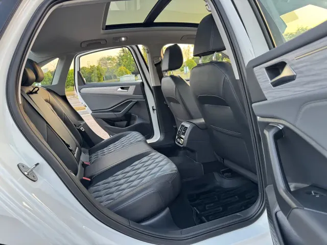 Volkswagen Sagitar — Фото автомобиля 12