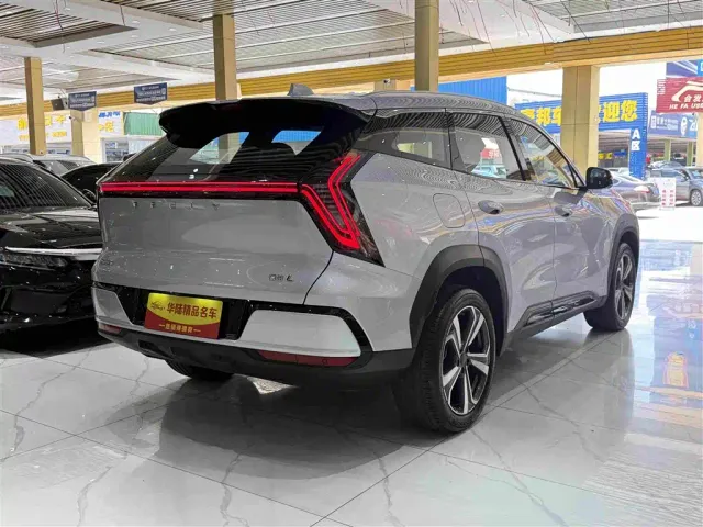 Geely Boyue L — Фото автомобиля 6