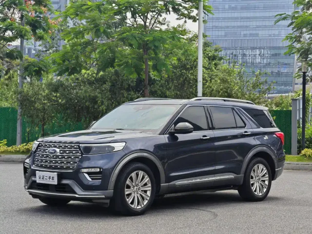 Фотография автомобиля — Ford Explorer