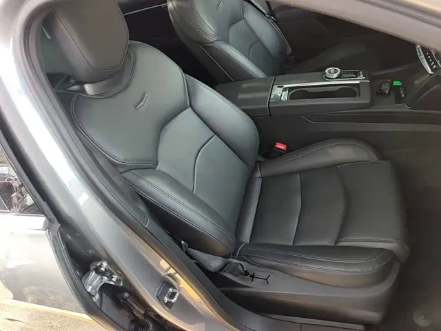 Cadillac CT6 — Фото автомобиля 24