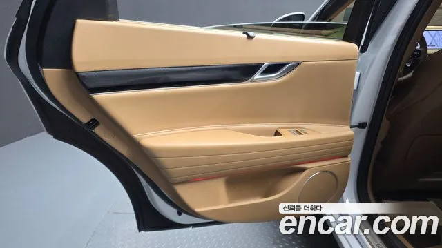Genesis G80 RG3 — Фото автомобиля 25