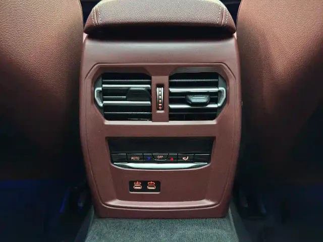 BMW 3 Series — Фото автомобиля 7