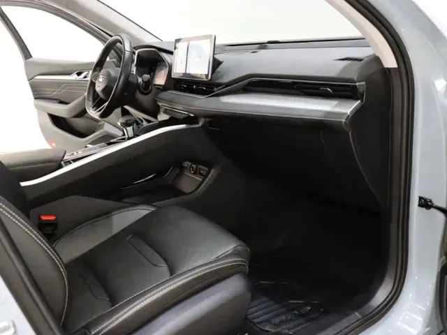 Geely Xingrui — Фото автомобиля 8