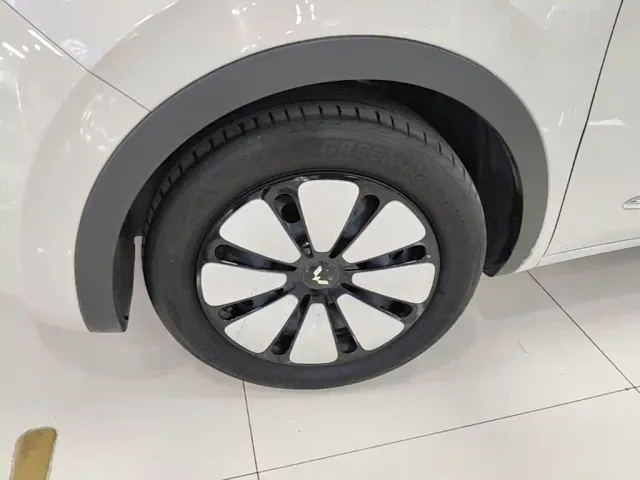 Wuling Bingo — Фото автомобиля 22
