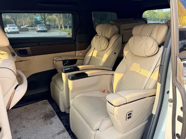 Toyota Vellfire — Фото автомобиля 10
