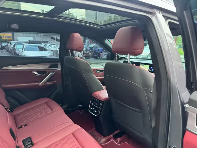 Jetour X70 Plus — Фото автомобиля 15