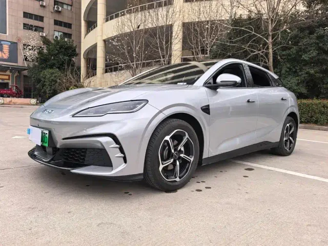 BYD Seal 06 GT — Фото автомобиля 9