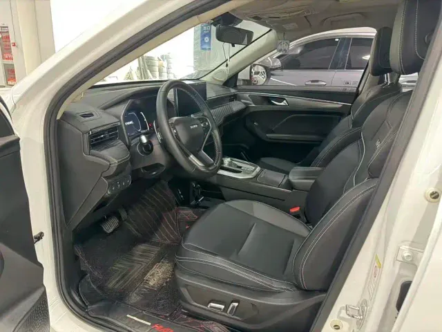 Haval Jolion — Фото автомобиля 4