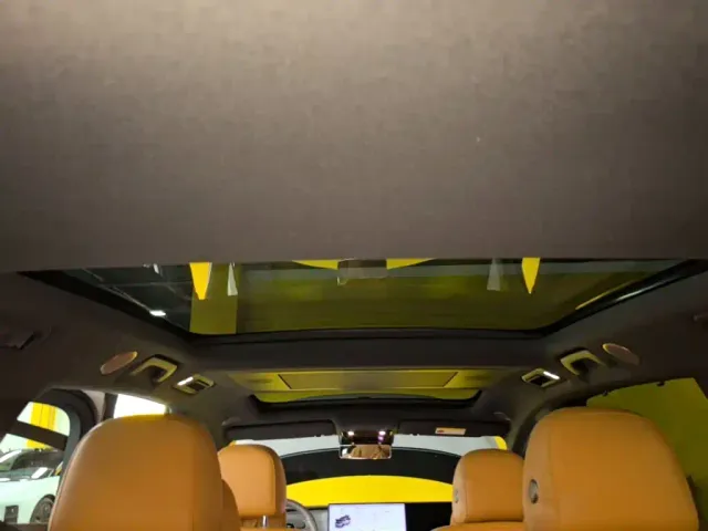Li Auto i8 — Фото автомобиля 17