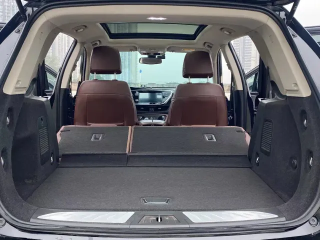 Buick Envision Plus — Фото автомобиля 6