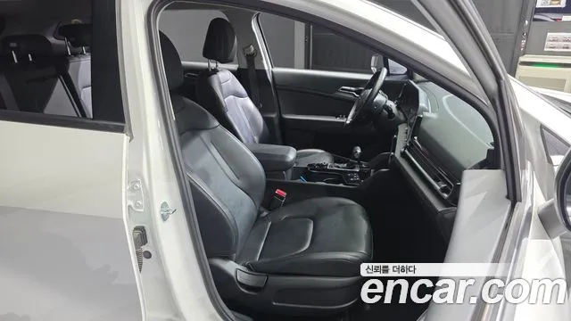 Kia Sportage Sportage 5-е поколение Дизель 2.0 2WD — Фото автомобиля 24
