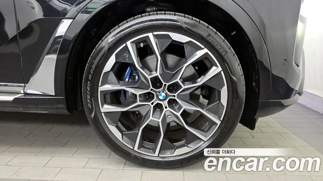 BMW X7 — Фото автомобиля 21