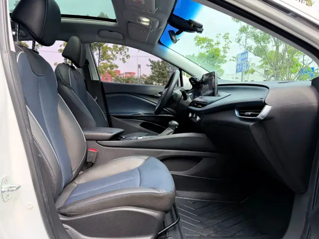 Buick Velite 6 — Фото автомобиля 7
