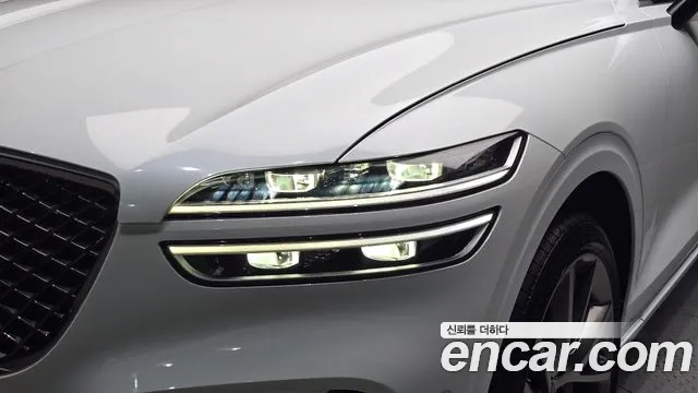 Genesis GV70 — Фото автомобиля 22