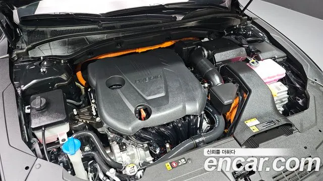 Hyundai Grandeur (New) Hybrid — Фото автомобиля 6