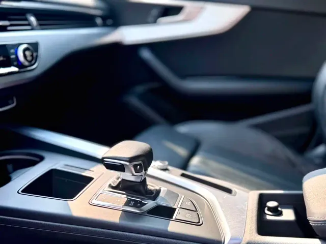 Audi Audi A4L 2021 40 TFSI Premium Life Edition — Фото автомобиля 5
