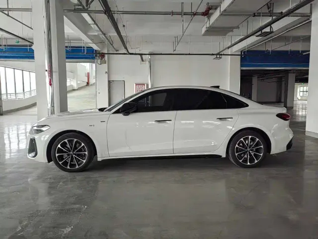 Audi A5L — Фото автомобиля 6