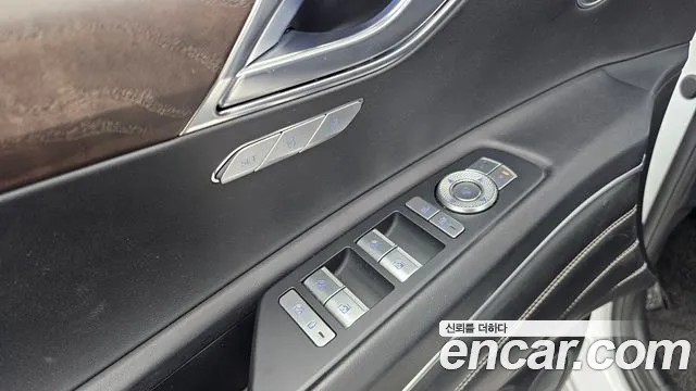 Genesis GV80 — Фото автомобиля 28