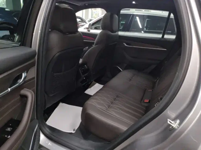 Geely Xingyue L — Фото автомобиля 16
