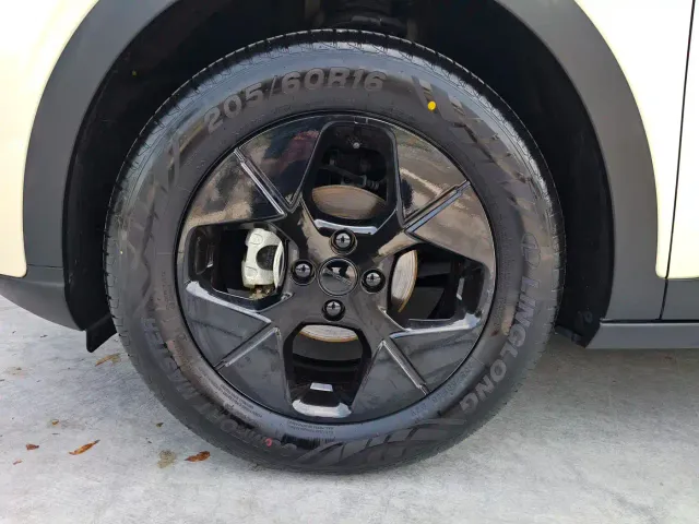Geely Starry Wish — Фото автомобиля 6