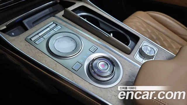 Genesis GV80 — Фото автомобиля 12